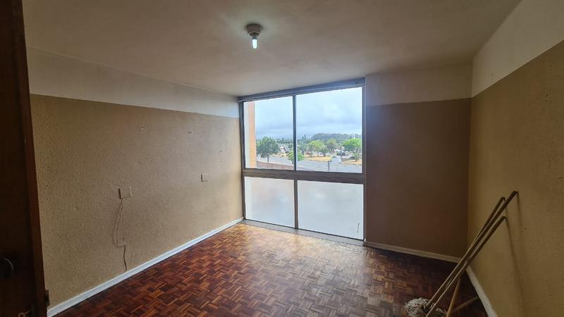 2 Bedroom Property for Sale in Labiance Estate Western Cape